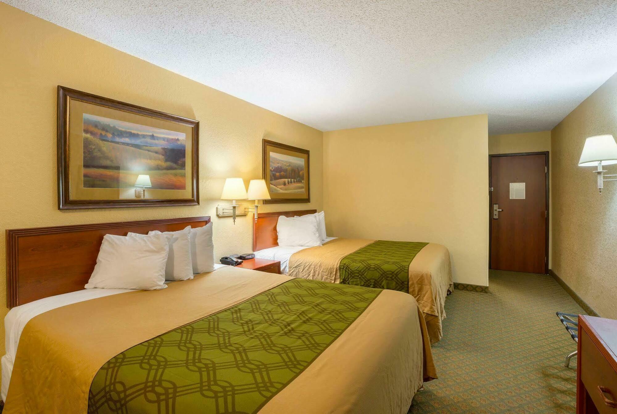 Rodeway Inn & Suites Kearney Eksteriør billede