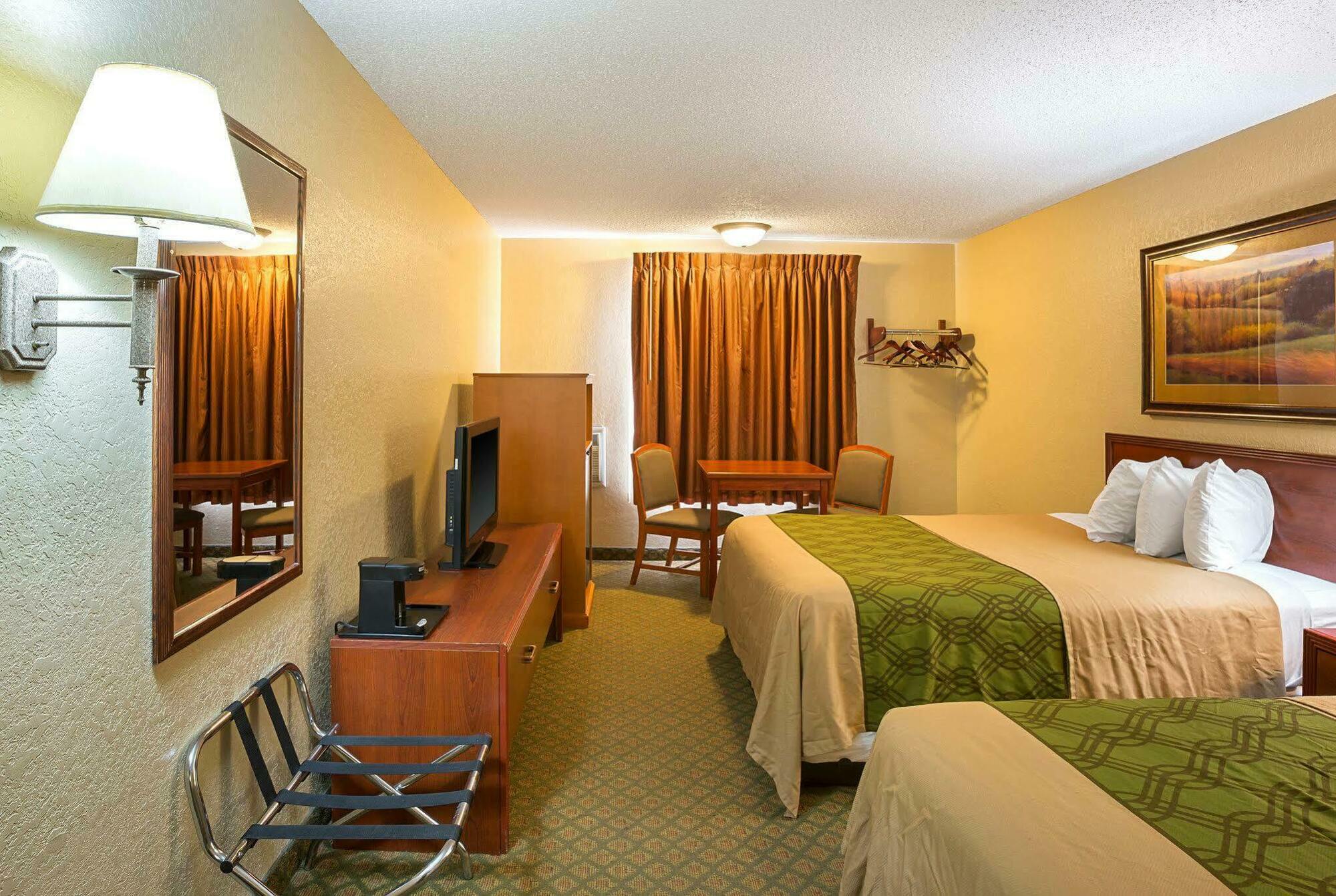 Rodeway Inn & Suites Kearney Eksteriør billede